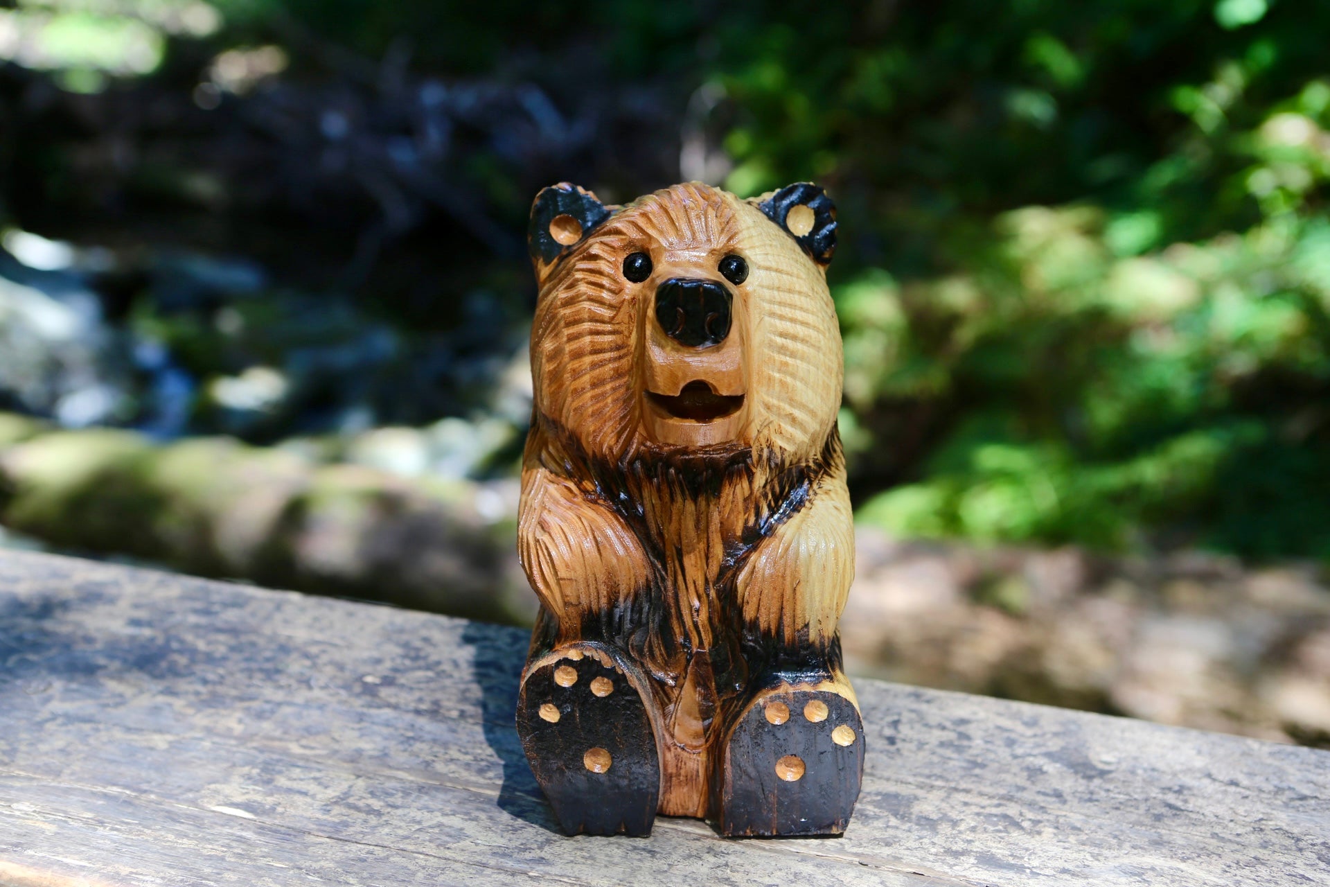 木彫りの熊 置物 　★美品　★一点物　bear wood carving Wood Carved Bear Statue – Muir Woods Trading Company